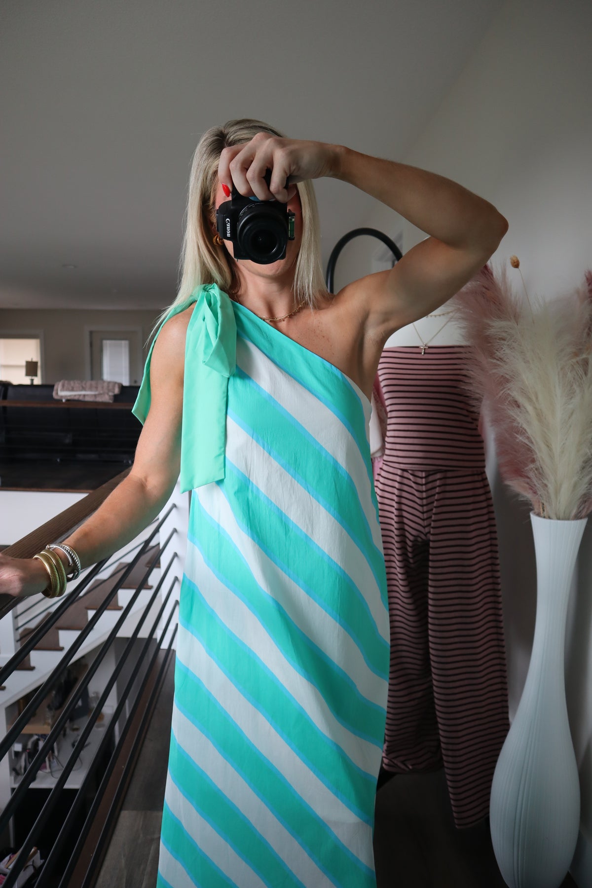 The Queen's Maxi