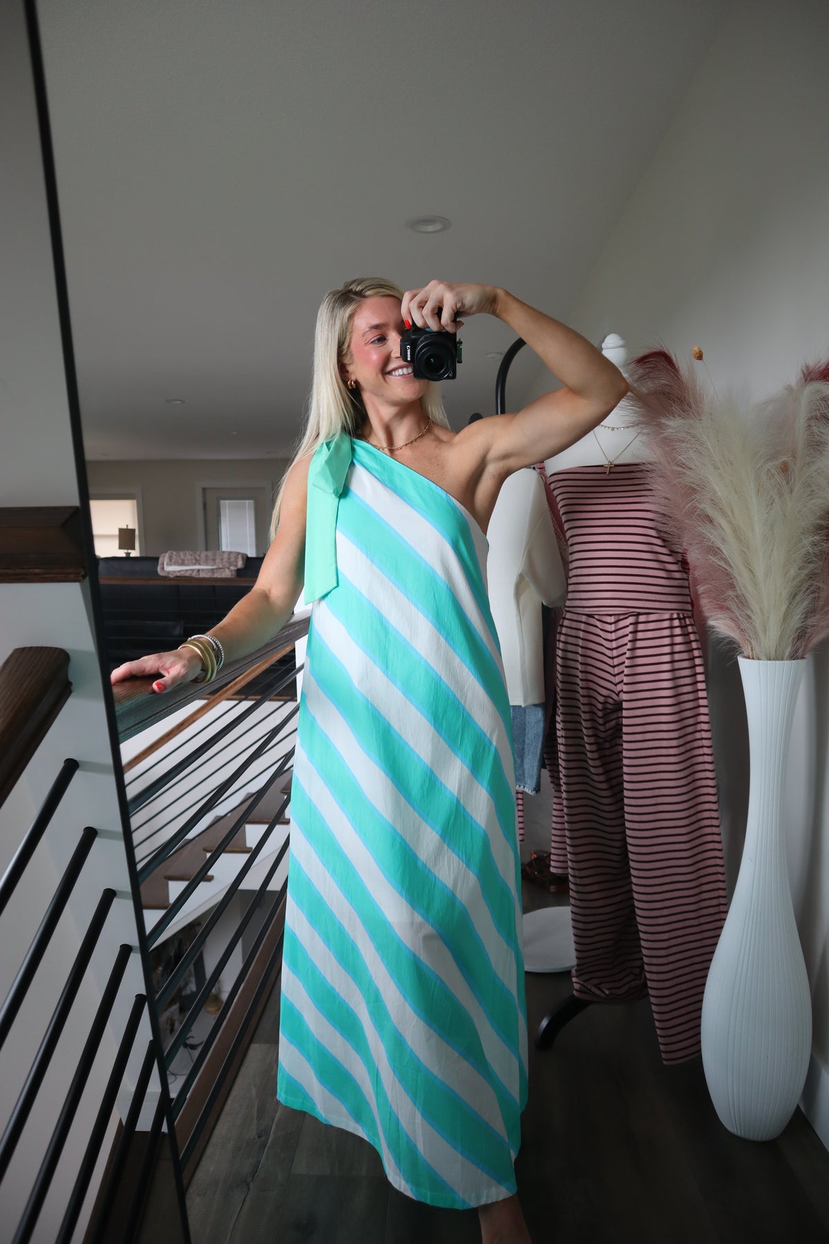 The Queen's Maxi