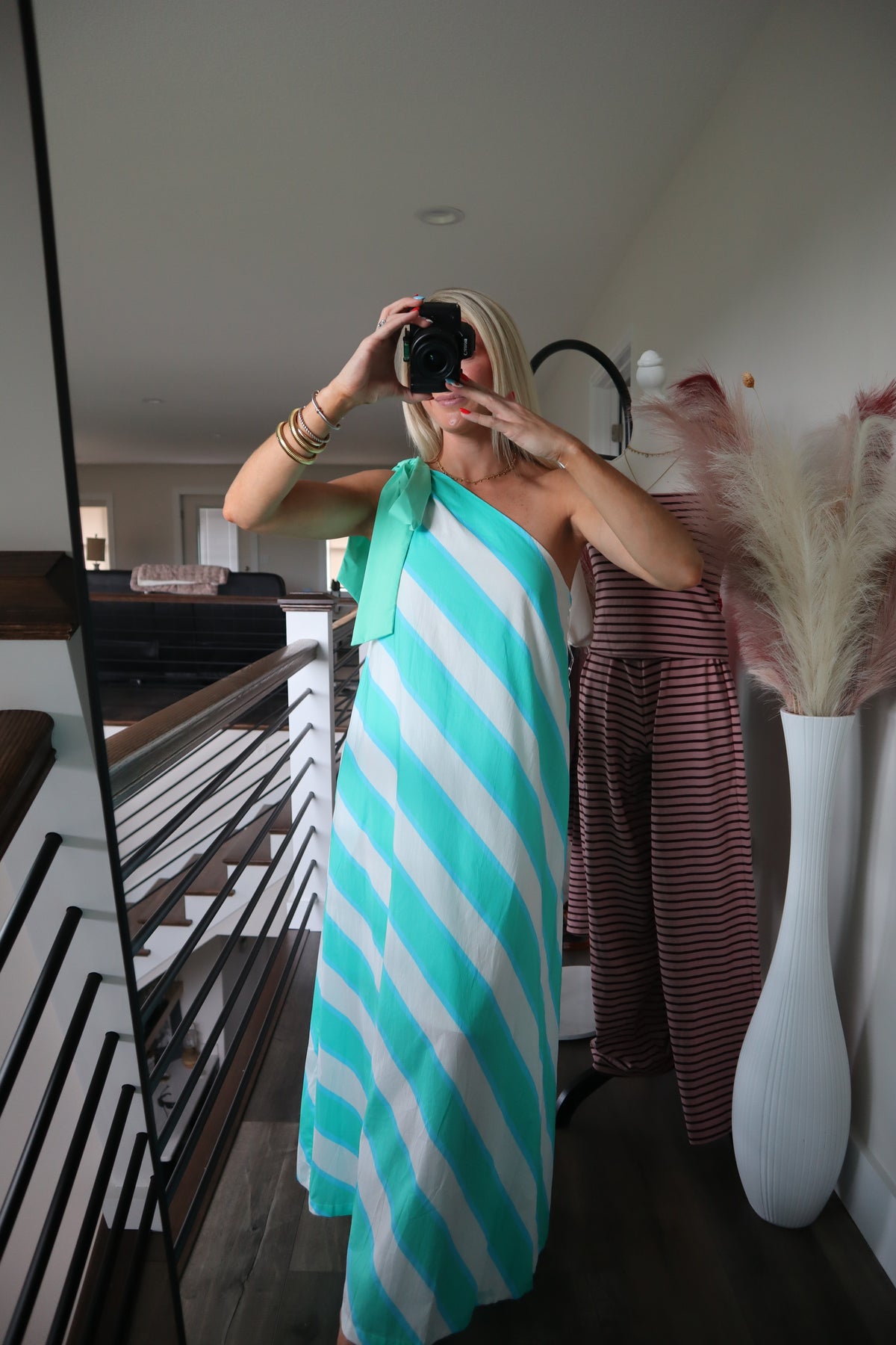 The Queen's Maxi