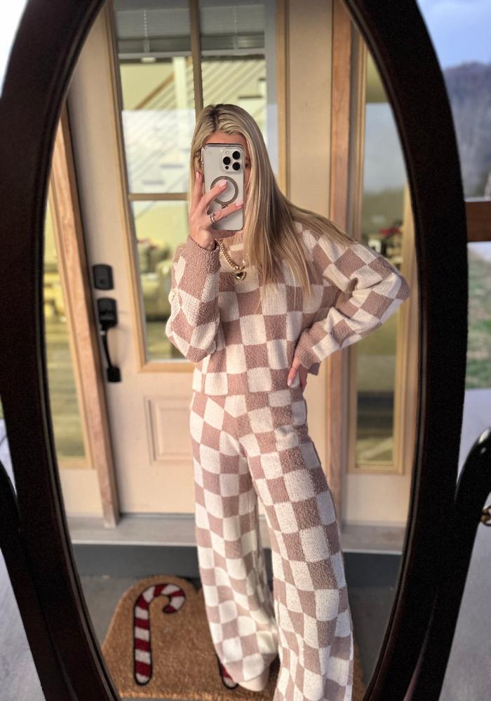 MOCHA DREAMS Checkered Set