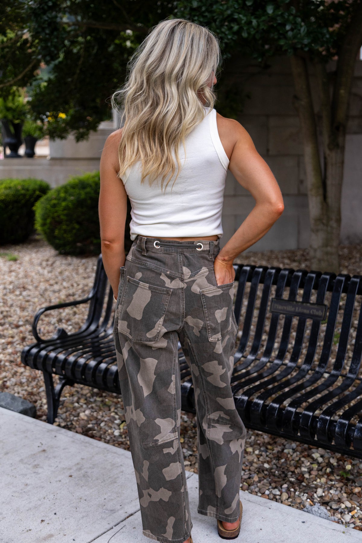Amy Camo Barrel Jeans